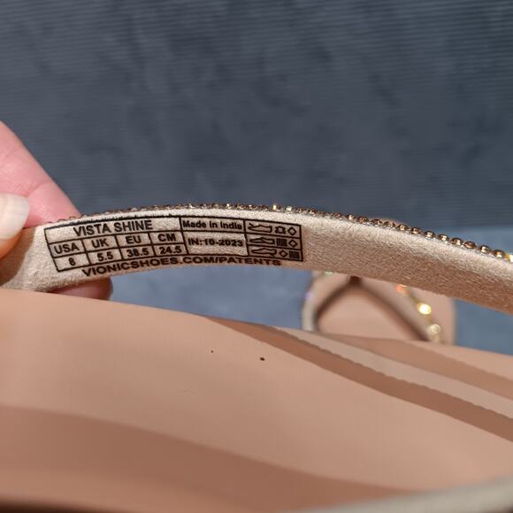 VIONIC Sparkle Vista Shine Toe Post Sandals Size 8 Gold Metallic Leather - Picture 8 of 11